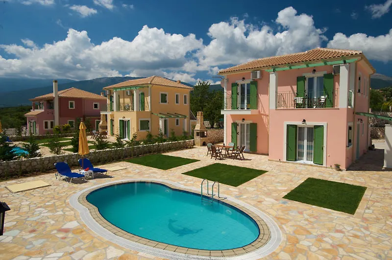 Iliachtides Villas Karavomylos